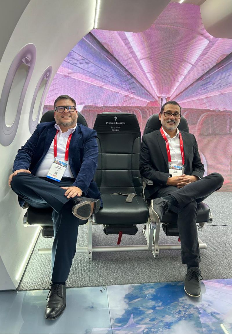 Roberto Chevarria y Daniel Ybarra en el evento WOCA 2025 en Bogotá Colombia, evento exclusivo de IATA